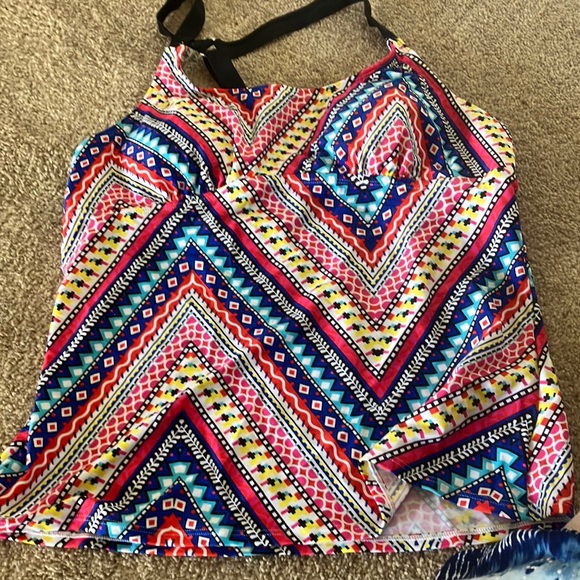 Other - Swimsuit top xl